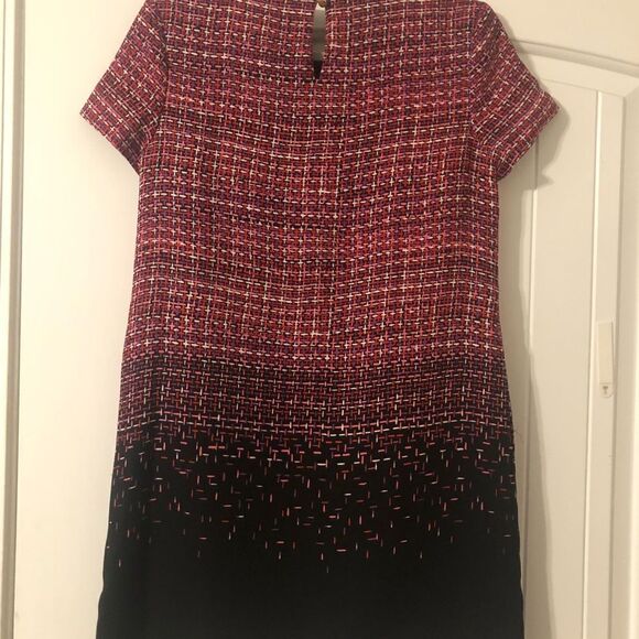 CeCe Dress EUC  - Picture 2 of 5